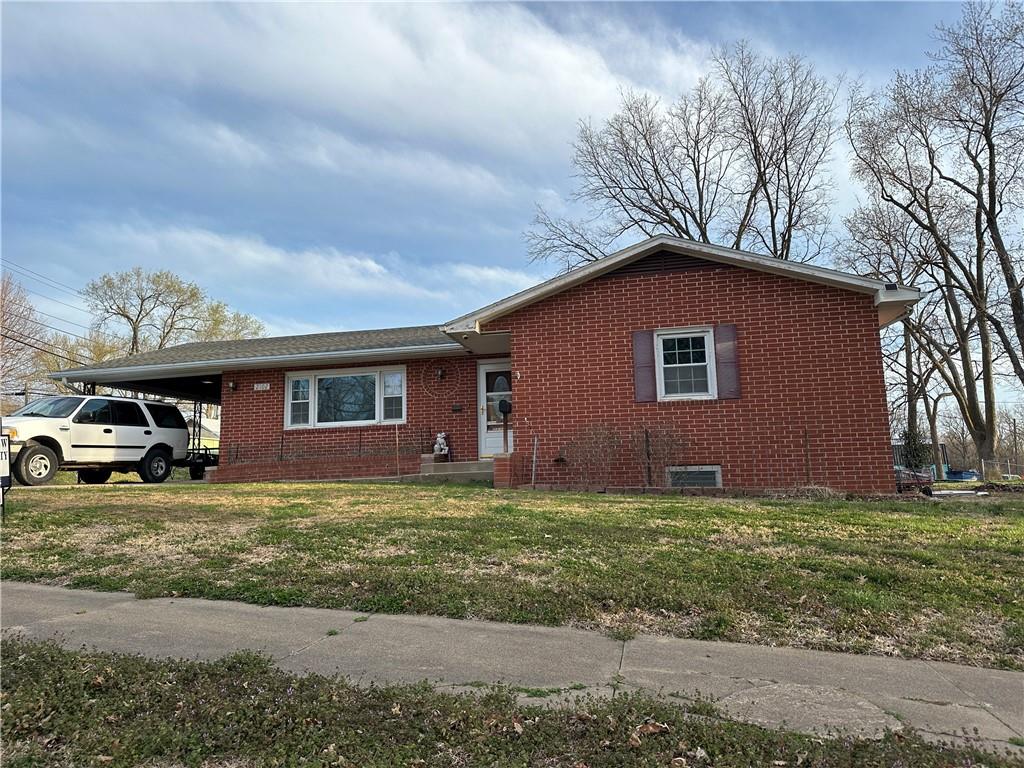 2102 Franklin Avenue Property Photo 1