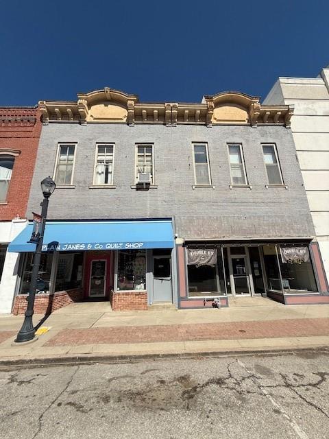 504 Delaware Street Property Photo