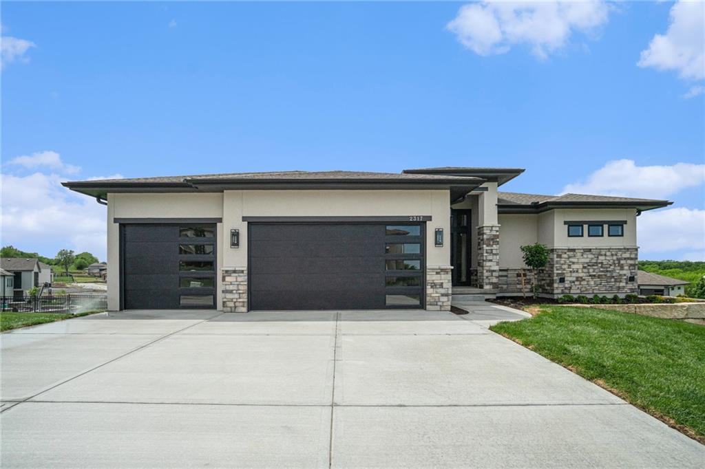 2317 Sw Morris Drive Property Photo