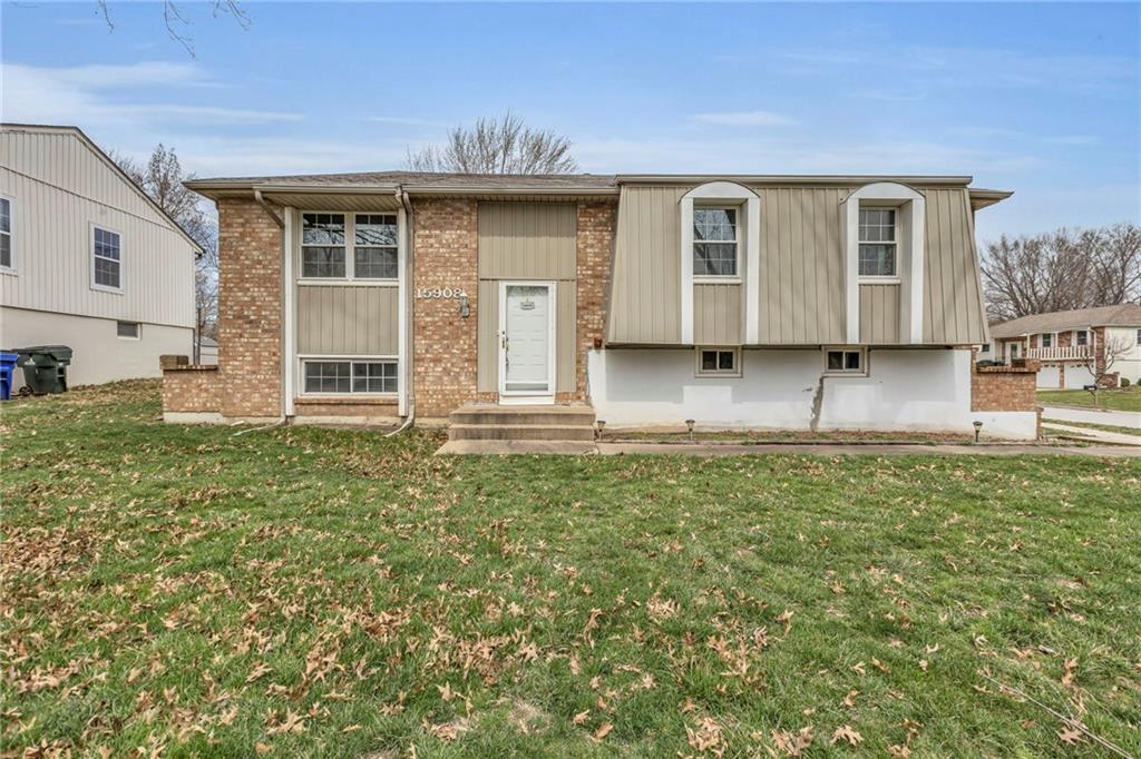 15908 W Brougham Court Property Photo 1