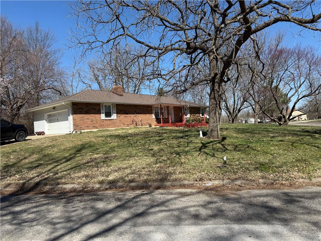 606 E Oak Street Property Photo