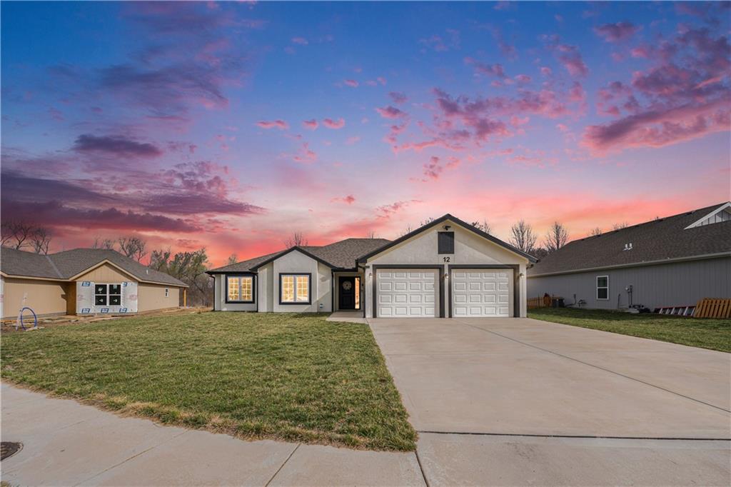 12 Howard Circle Property Photo
