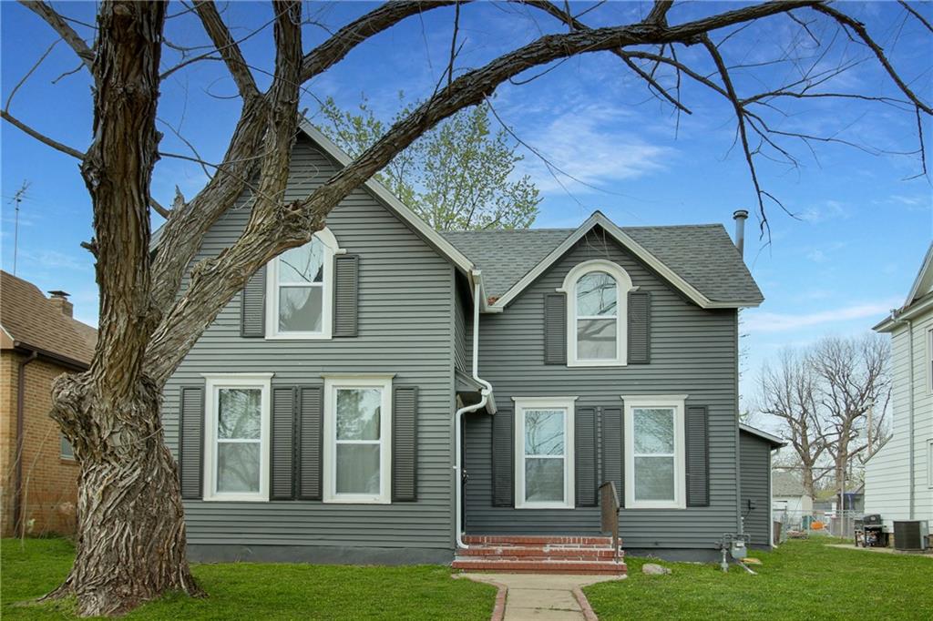 1809 Clark Avenue Property Photo 1