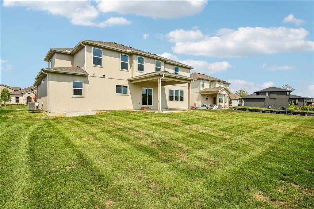 16383 W 166th Court Property Photo 45