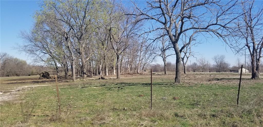 307th & S. State Route D Highway Property Photo