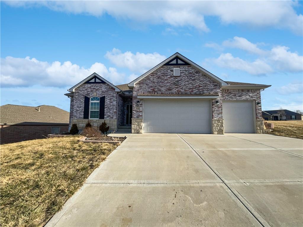 3121 N 109th Place Property Photo 1