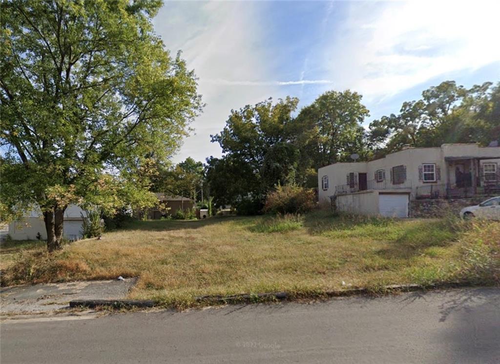 5503 Clark Avenue Property Photo