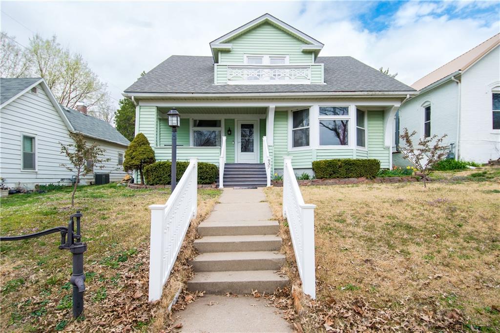 937 Riley Street Property Photo