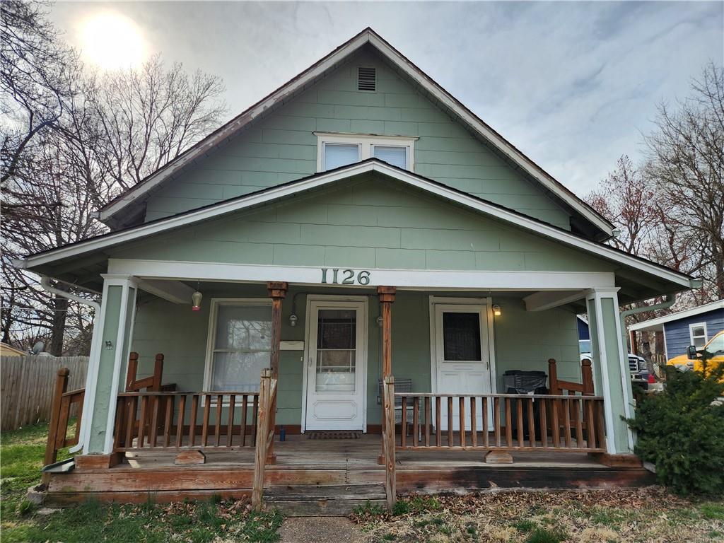 1126 S Pearl Street Property Photo