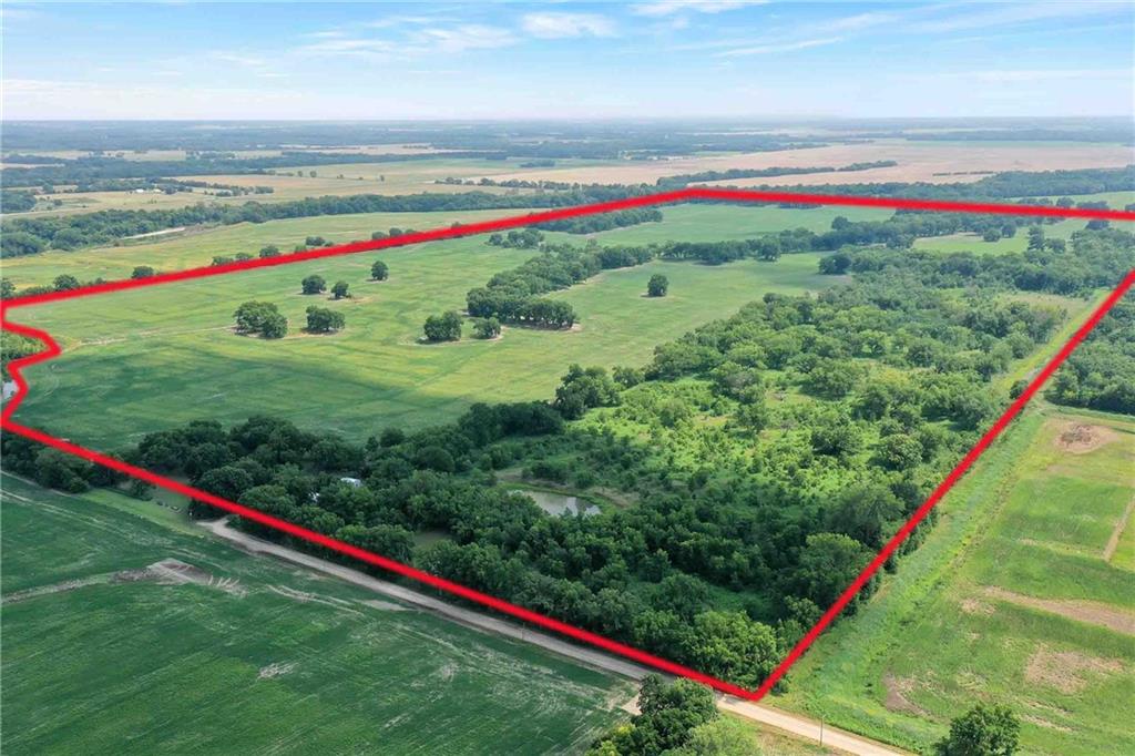22155 70th Road Property Photo