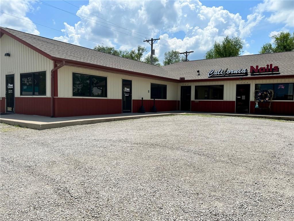302 E 23rd Street Property Photo