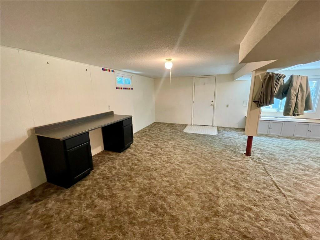 112 W Russell Avenue Property Photo 16