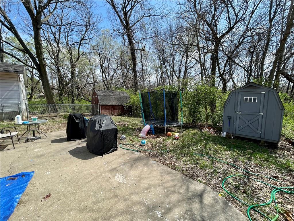 112 W Russell Avenue Property Photo 25