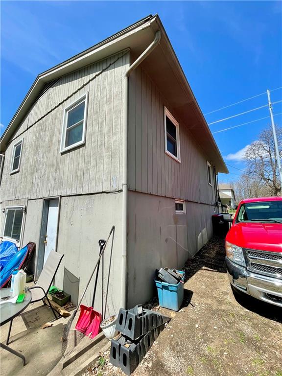 112 W Russell Avenue Property Photo 27