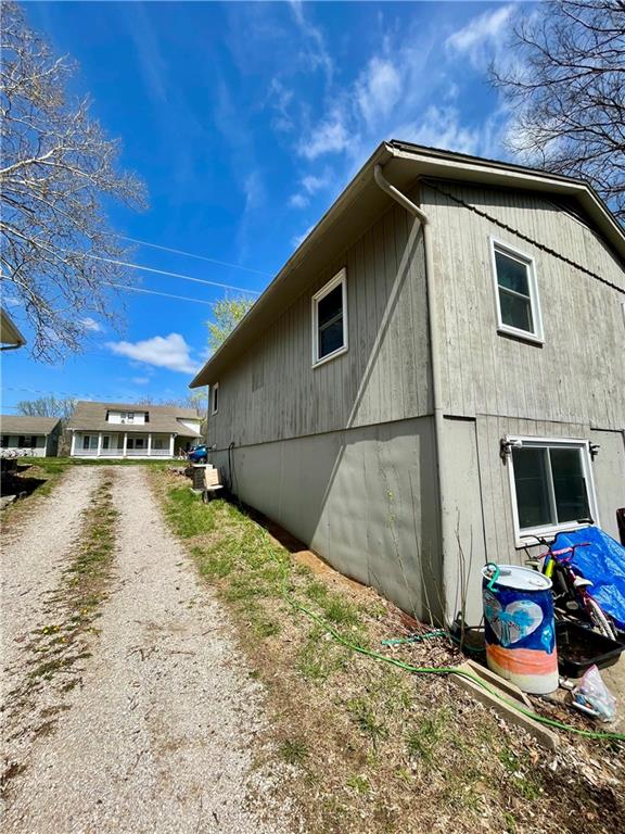 112 W Russell Avenue Property Photo 28