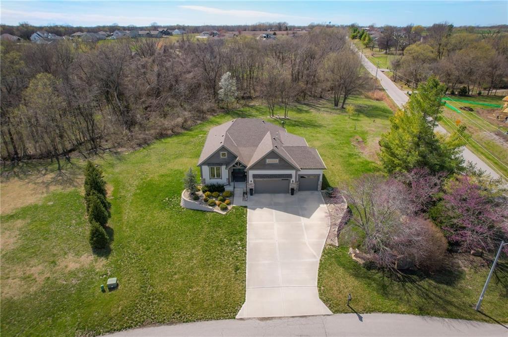 22700 Shadow Glen Drive Property Photo