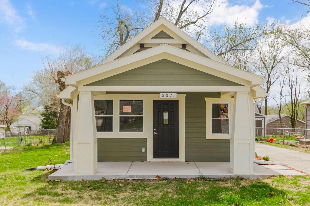 2821 Woodend Avenue Property Photo 1