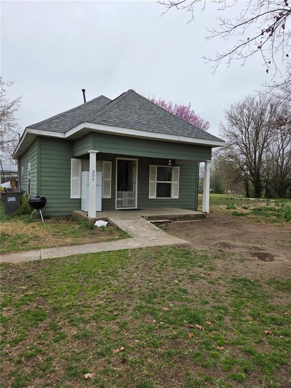 204 E Main Street Property Photo 1