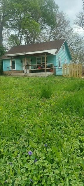 9409 E Independence Avenue Property Photo