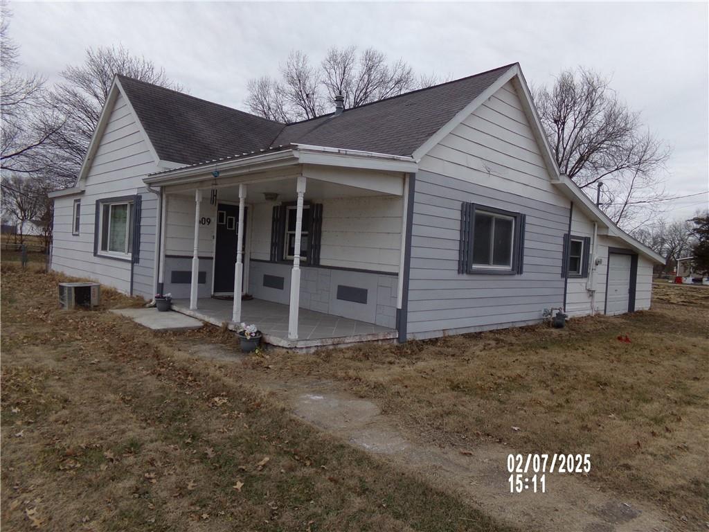 609 Elm Street Property Photo