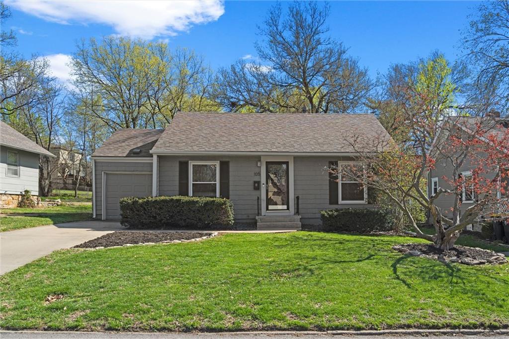 105 E 72nd Street Property Photo