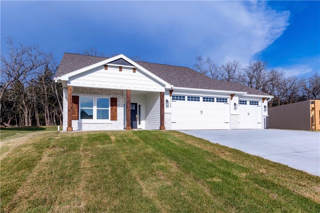 1126 Bluestem Circle Property Photo