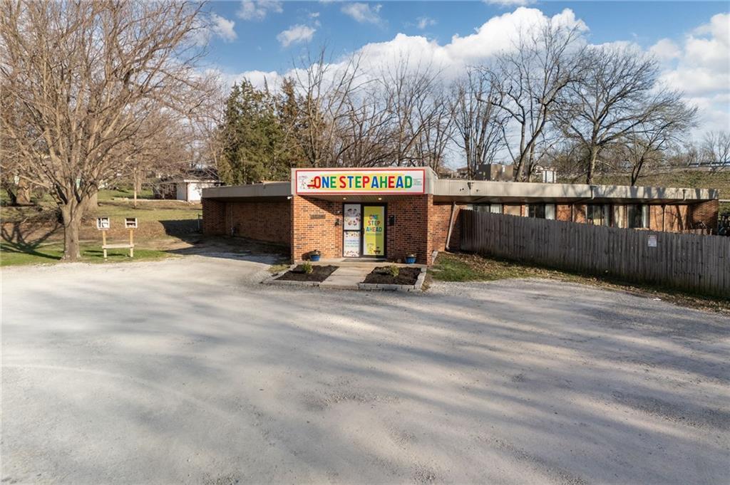 3712 Pacific Street Property Photo