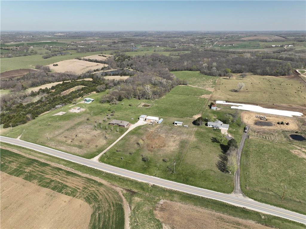 16468 K 16 Highway Property Photo 4