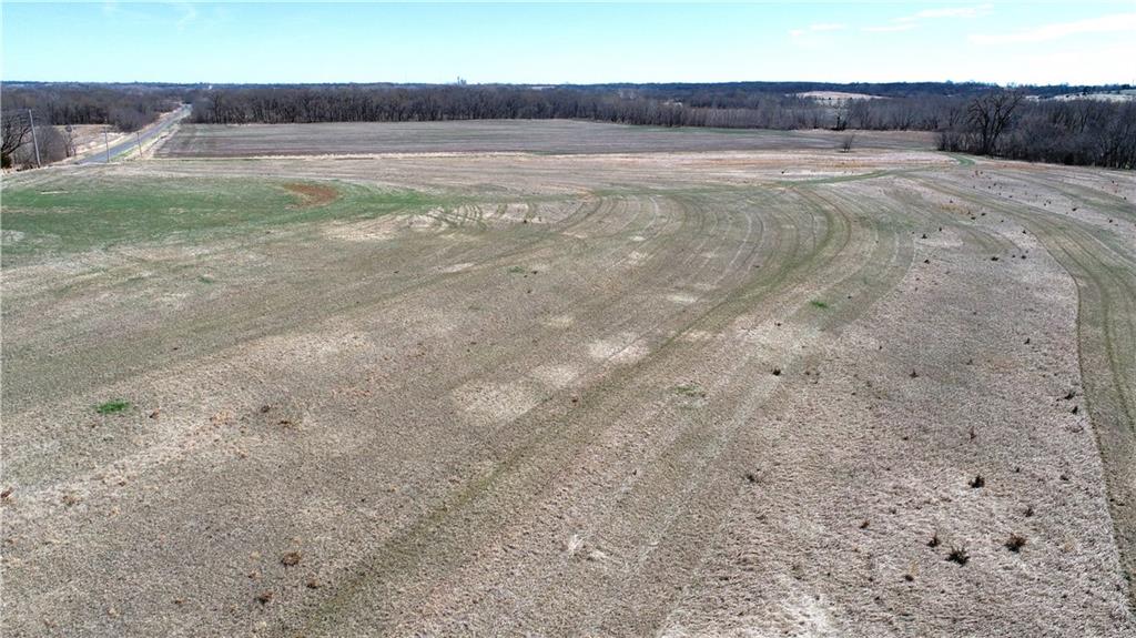 Tract 8 T Highway Property Photo
