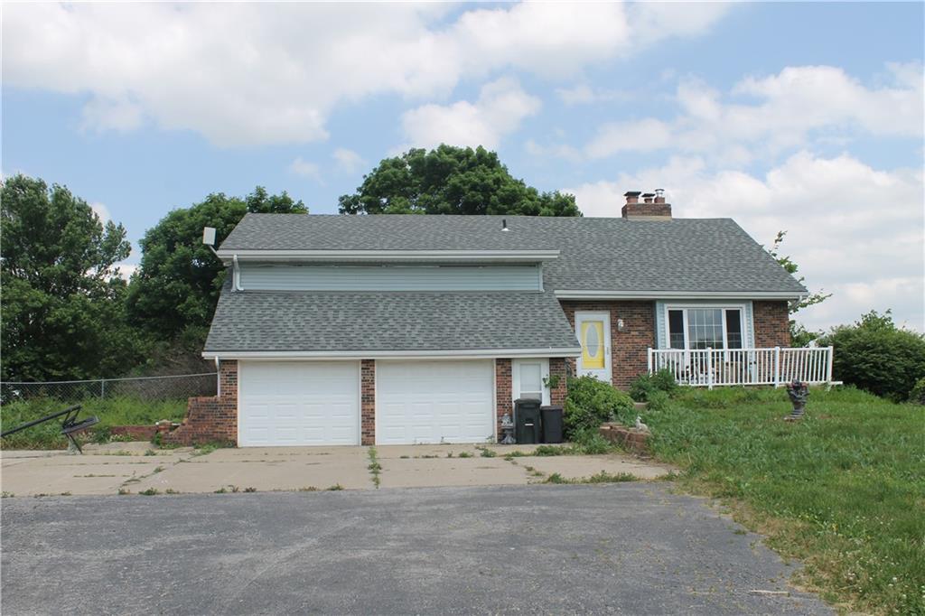 25770 Tonganoxie Drive Property Photo 1
