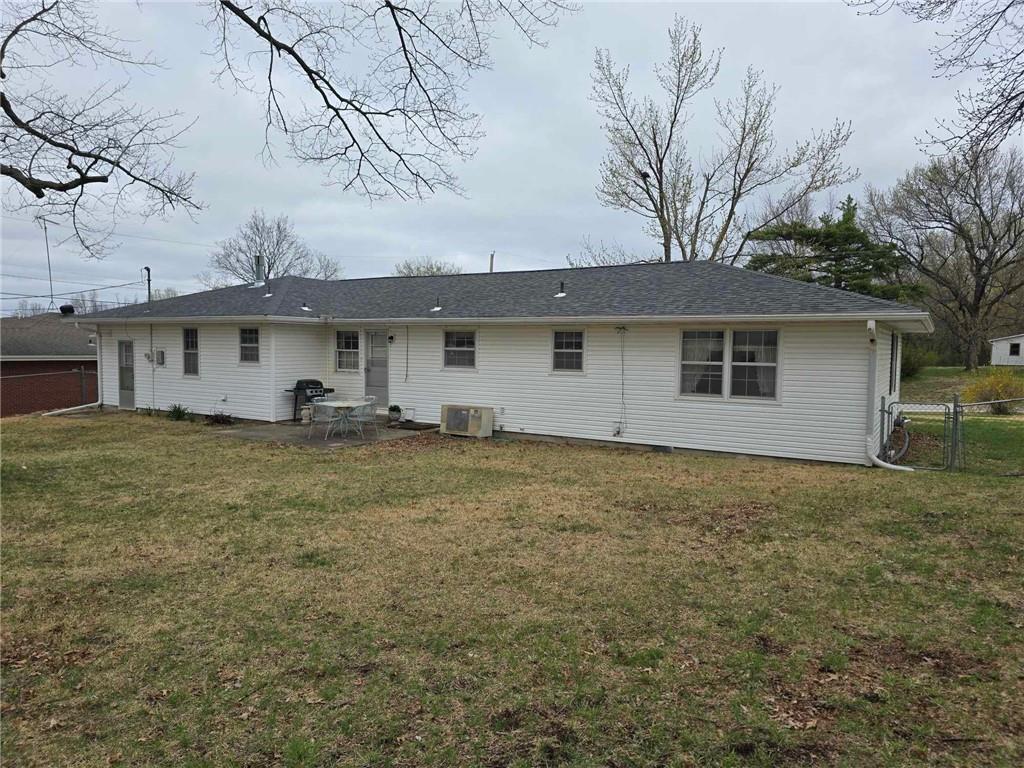 902 W Ohio Street Property Photo