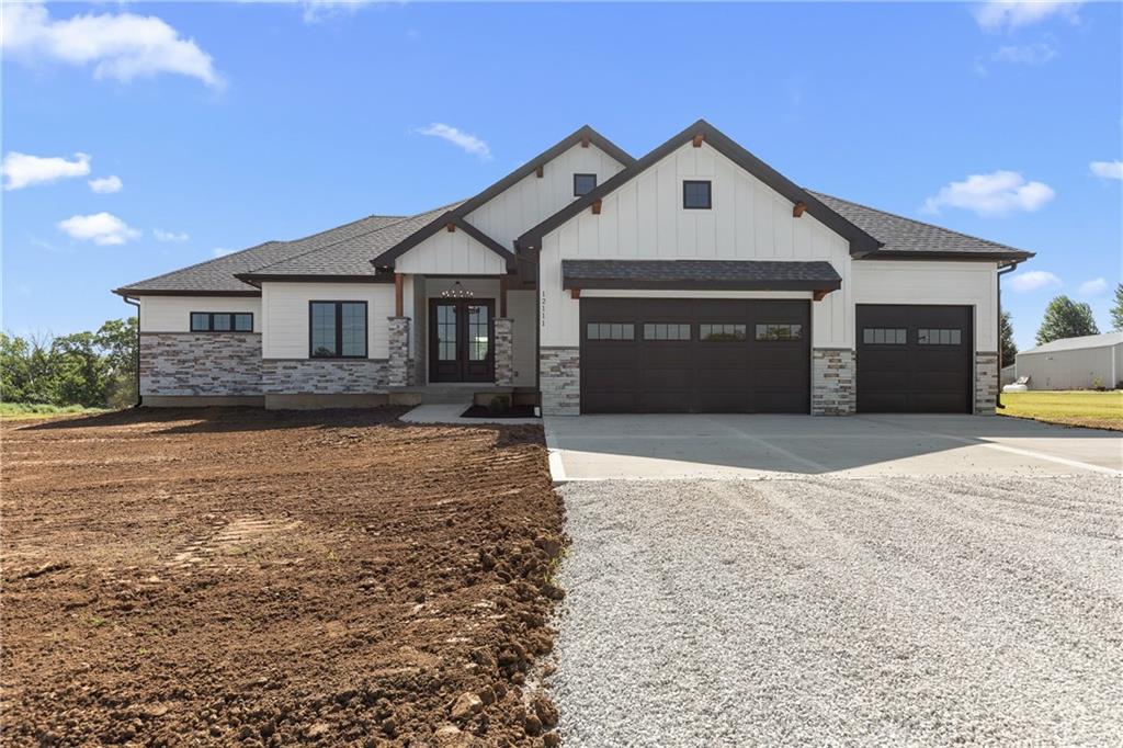 12111 S Faulkenberry Road Property Photo 1
