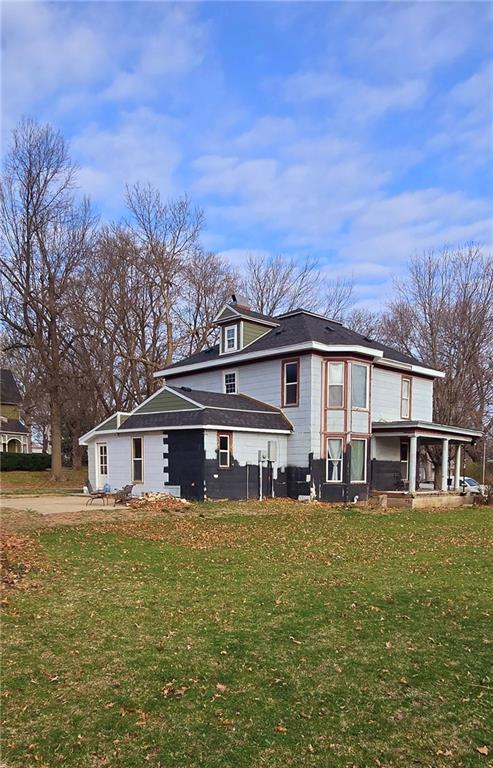 611 College Street Property Photo