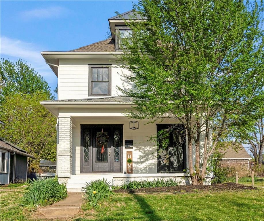 1621 S Hedges Avenue Property Photo