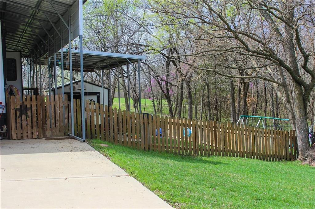 2 & 6 W Crestwood Circle Property Photo 7