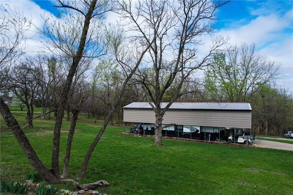 2 & 6 W Crestwood Circle Property Photo 8