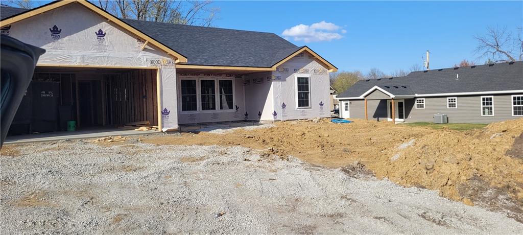 304 W Olive Street Property Photo