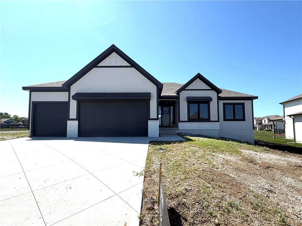 2303 Sw Serena Place Property Photo
