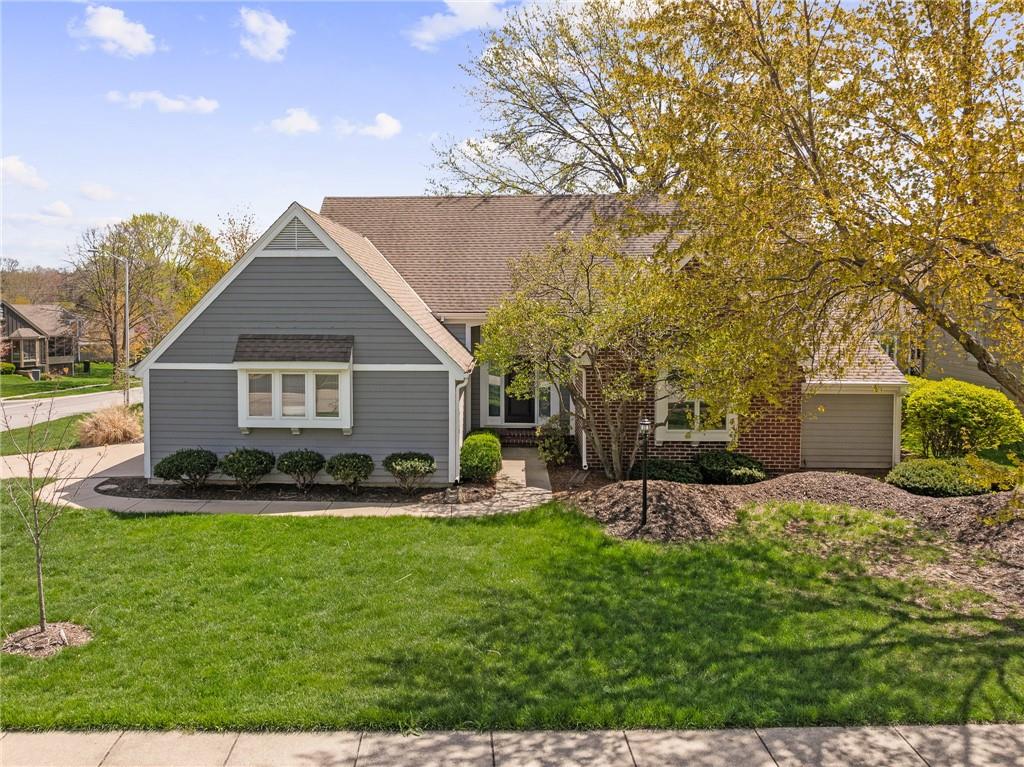 12313 Pembroke Lane Property Photo