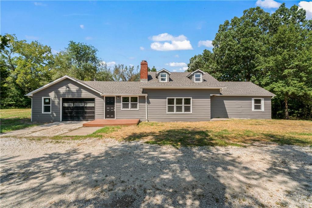 1551 Nw 450th Road Property Photo