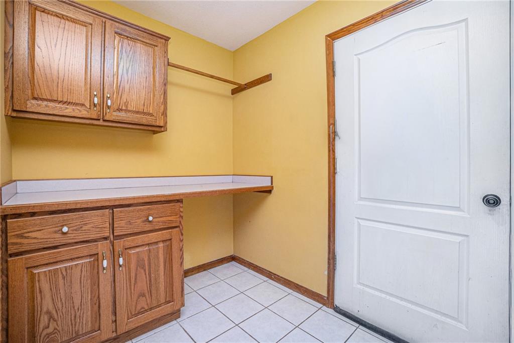 201 S Melrose Lane Property Photo 11