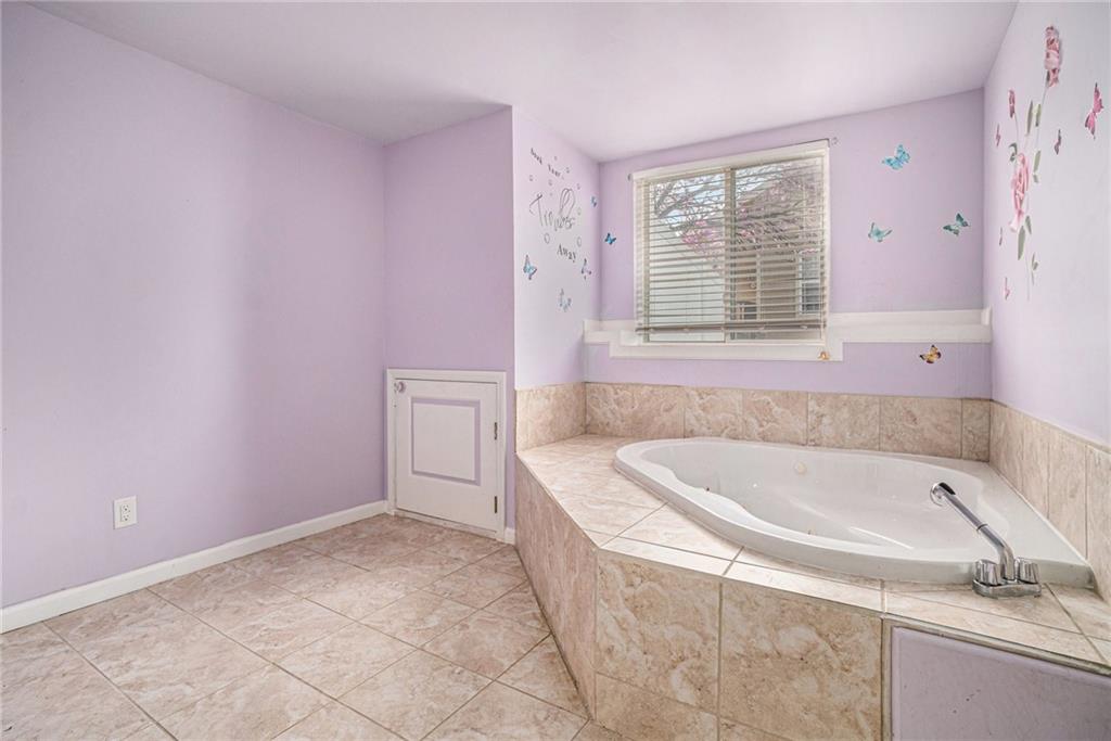 201 S Melrose Lane Property Photo 22