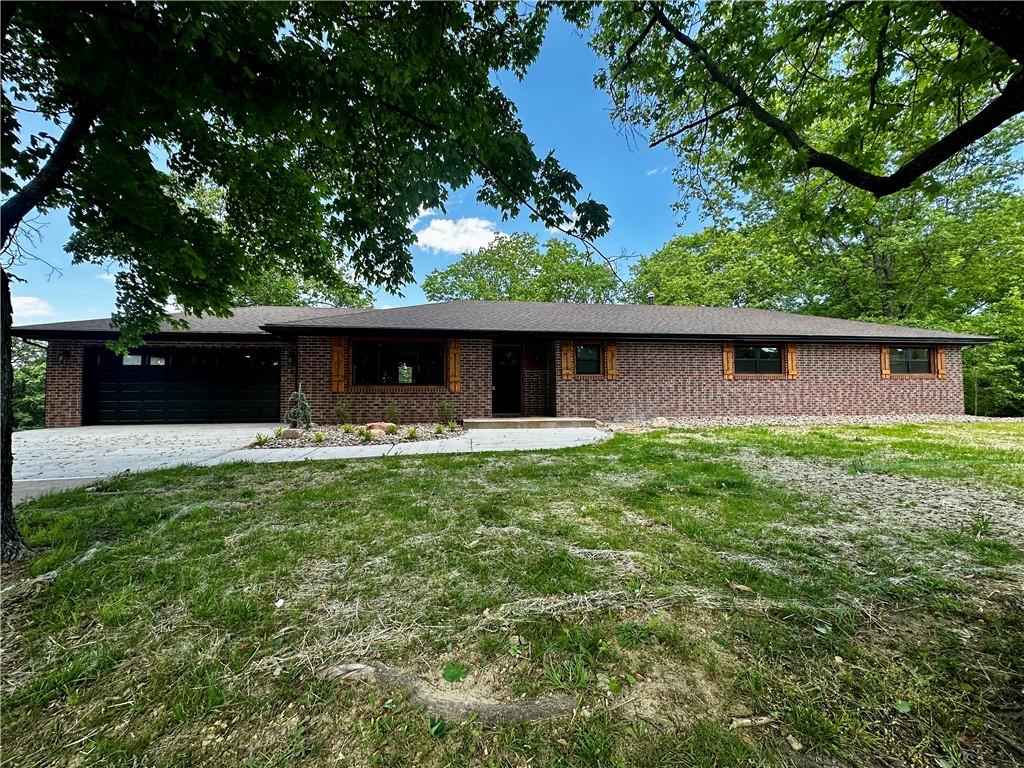 909 Bell Drive Property Photo 2
