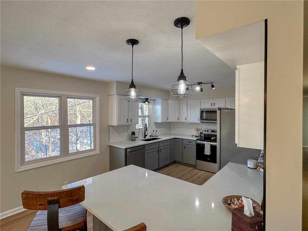 909 Bell Drive Property Photo 13