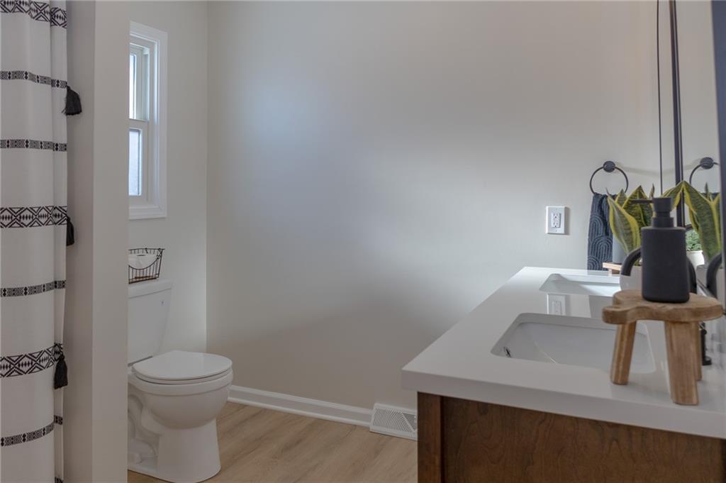 909 Bell Drive Property Photo 18