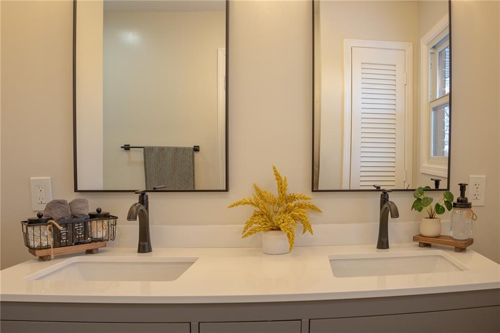 909 Bell Drive Property Photo 28