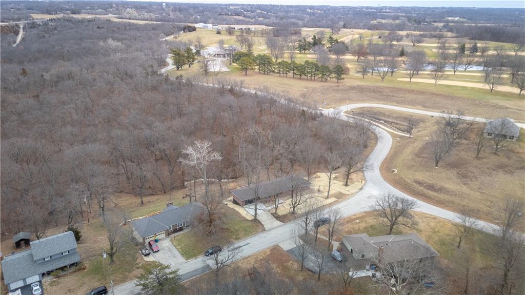 909 Bell Drive Property Photo 43