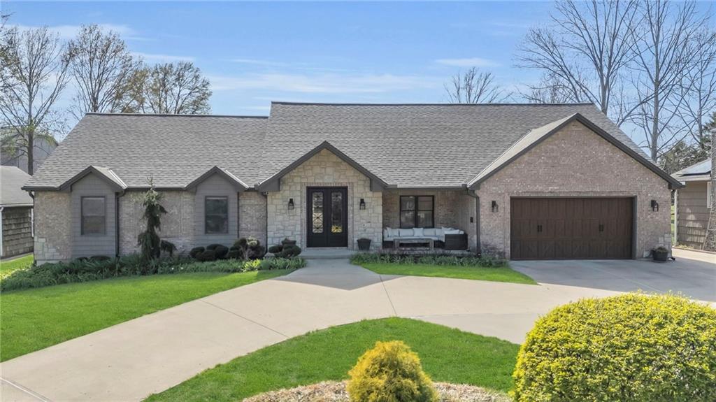 4920 Wells Drive Property Photo