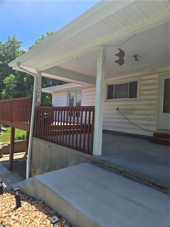 605 E Summit Street Property Photo 20
