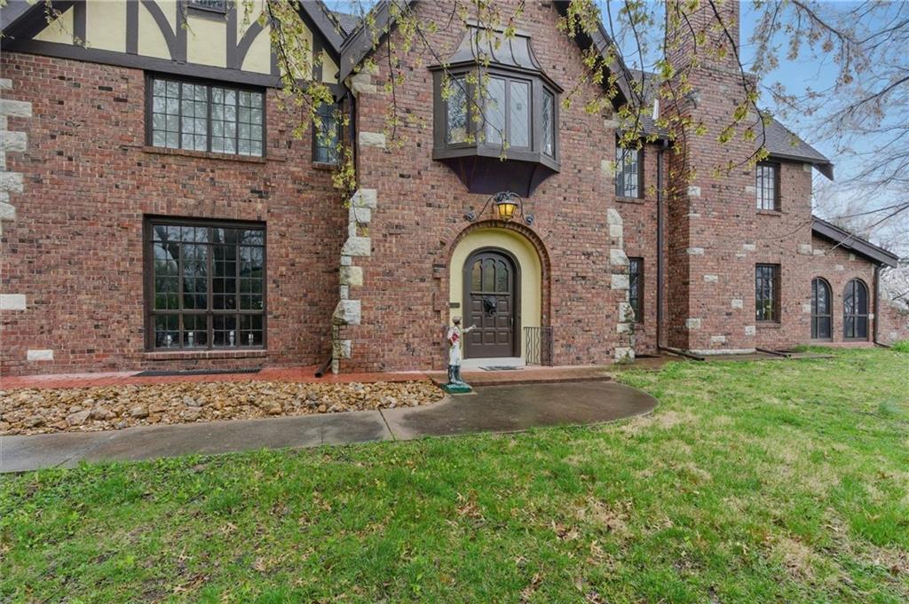 8 Orchard Place Property Photo
